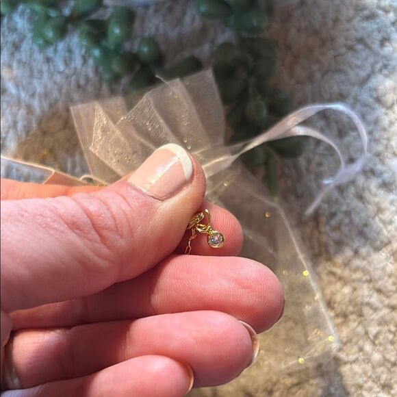 NWT Kate Spade Gold Pendant Necklace - Picture 11 of 11